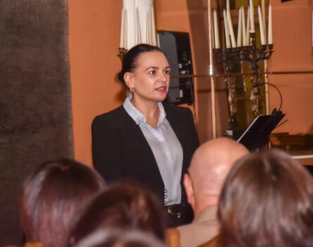 wernisaż wystawy "Kamień i popiół"